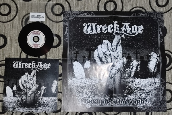 Wreck Age - Rise From Ruins - Near Mint (NM or M-) - CDr